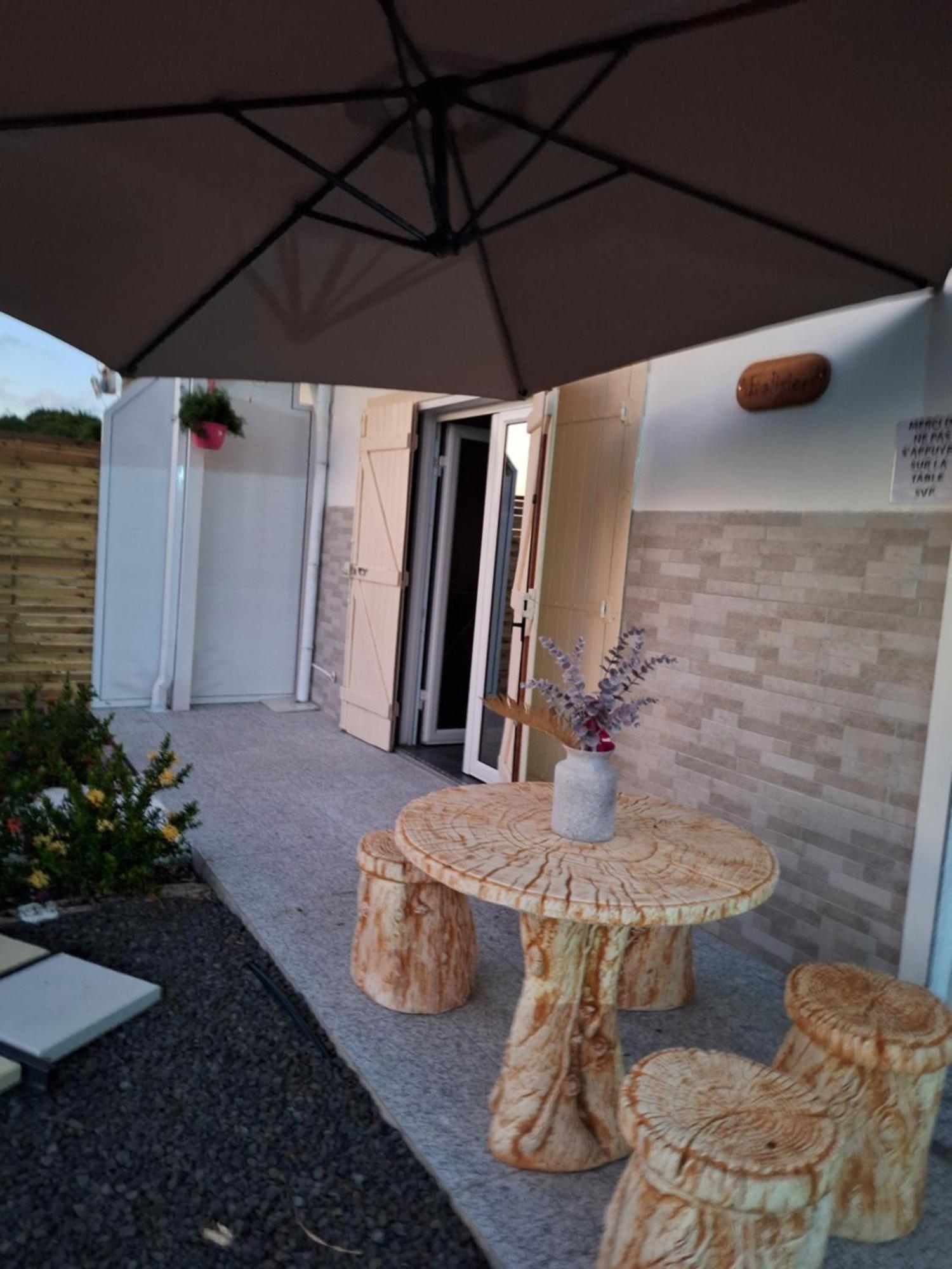 Appartement L'Eden De Josephine à Le Moule Extérieur photo